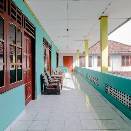 Losmen Parikesit Bantul Exteriér fotografie