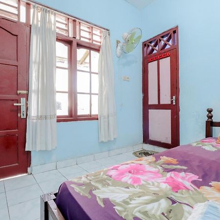 Losmen Parikesit Bantul Exteriér fotografie