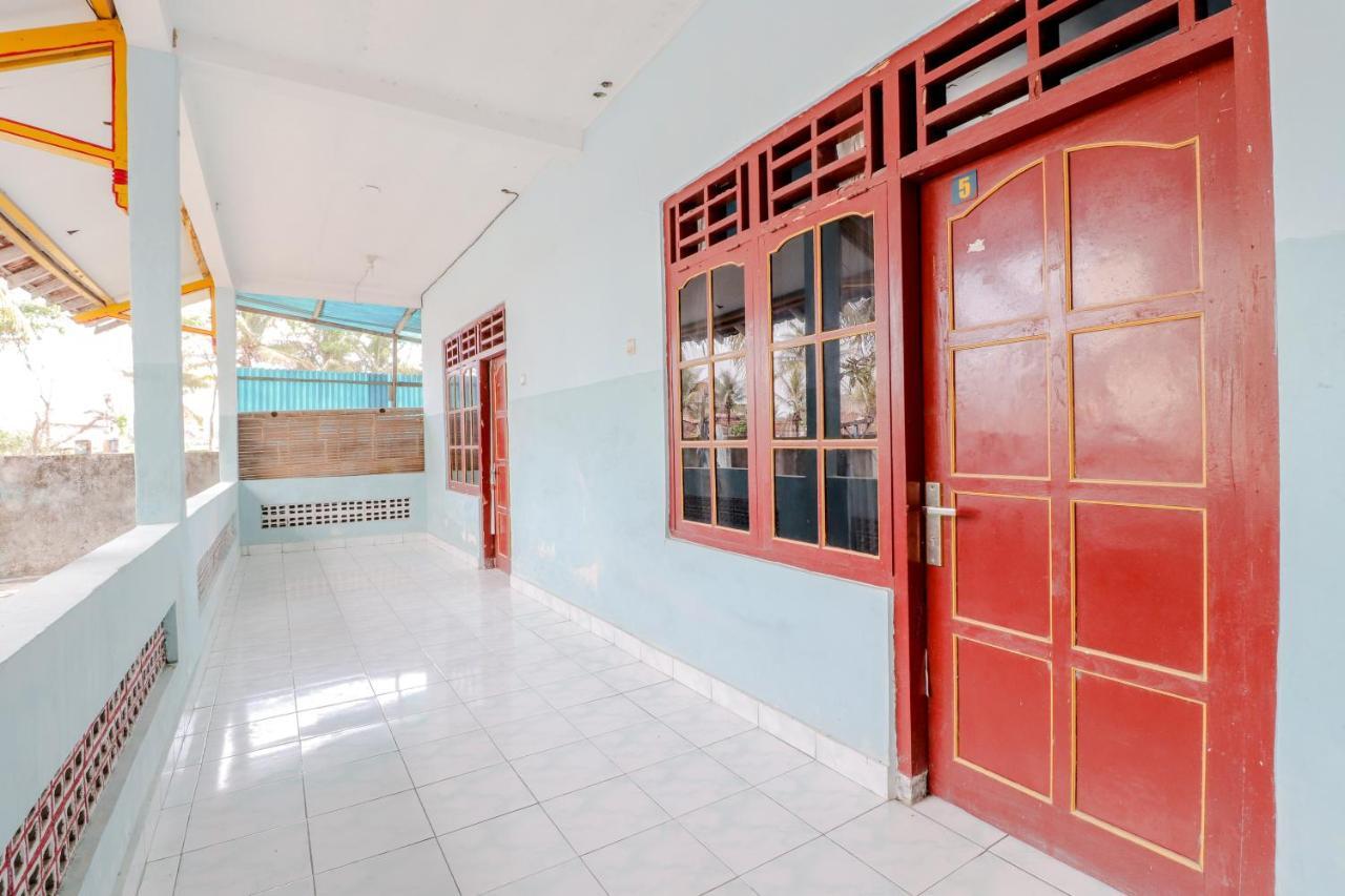 Losmen Parikesit Bantul Exteriér fotografie